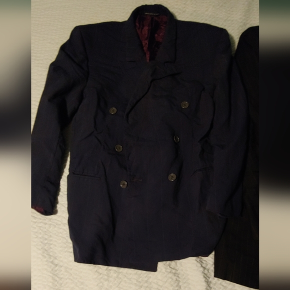 2 men's suit jackets - Picture 5 of 6